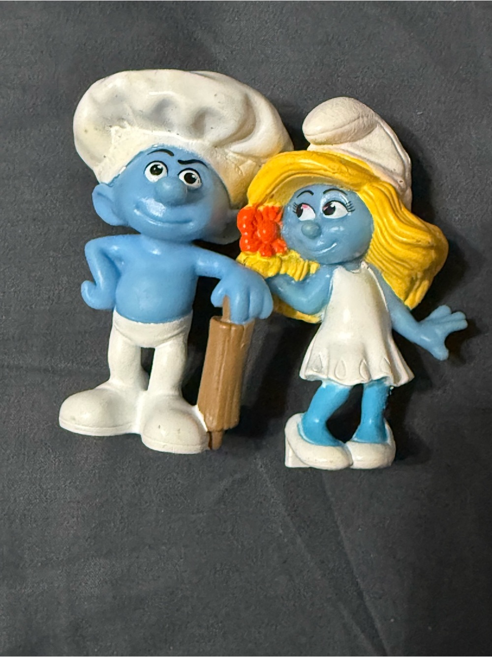 Vintage Smurfette & Baker Smurf Figurines 2pc Peyo PVC Set